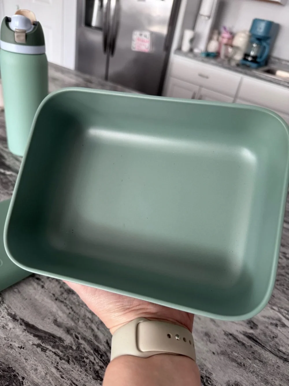 Ollie Puptainer Dog Food Storage Container with scoop - Picture 2 of 5